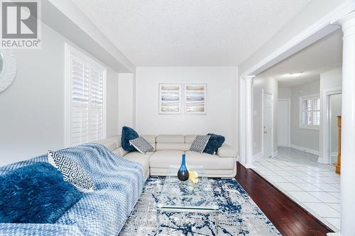 31 Olympia Crescent, Brampton, ON - Indoor Photo Showing Living Room