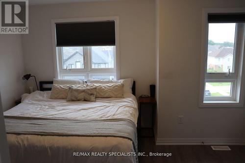 7 - 51 Sparrow Avenue, Cambridge, ON - Indoor Photo Showing Bedroom