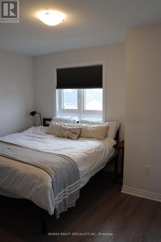 7 - 51 Sparrow Avenue, Cambridge, ON - Indoor Photo Showing Bedroom