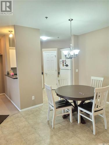 200 302 Nelson Road, Saskatoon, SK - Indoor Photo Showing Dining Room