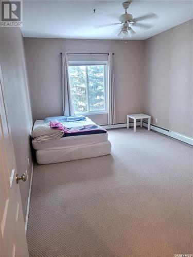 200 302 Nelson Road, Saskatoon, SK - Indoor Photo Showing Bedroom