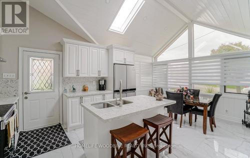 30 Lawrence Crescent, Brampton, ON - Indoor Photo Showing Kitchen With Double Sink With Upgraded Kitchen