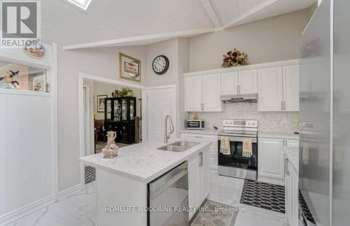 30 Lawrence Crescent, Brampton, ON - Indoor Photo Showing Kitchen With Double Sink