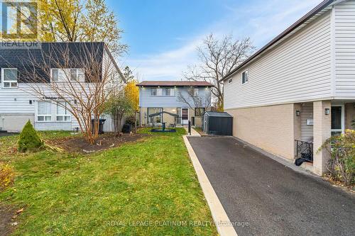 3 Hollyhedge Court, Brampton, ON - Outdoor