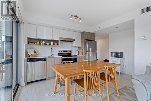 A316 - 1117 Cooke Boulevard, Burlington, ON - Indoor Photo Showing Kitchen With Stainless Steel Kitchen