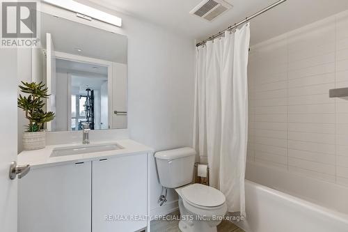 A316 - 1117 Cooke Boulevard, Burlington, ON - Indoor Photo Showing Bathroom