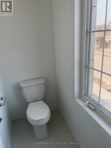 1583 Denison Place, Milton, ON - Indoor Photo Showing Bathroom