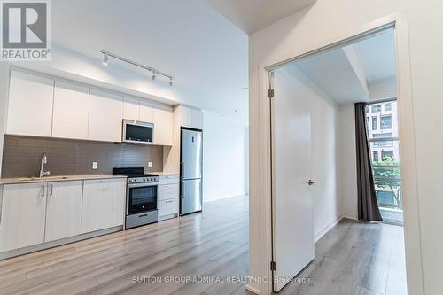 315 - 1787 St Clair Avenue, Toronto, ON - Indoor Photo Showing Kitchen