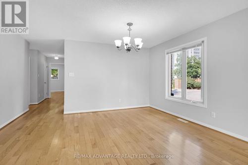 1 - 515 Proudfoot Lane, London, ON - Indoor Photo Showing Other Room