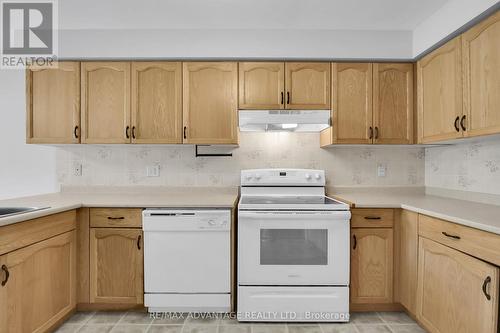 1 - 515 Proudfoot Lane, London, ON - Indoor Photo Showing Kitchen