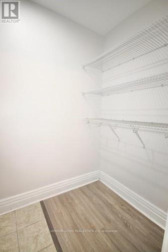 429 Burbrook Place, London, ON - Indoor With Storage