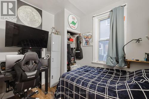 32 Mary Street W, St. Thomas, ON - Indoor Photo Showing Bedroom