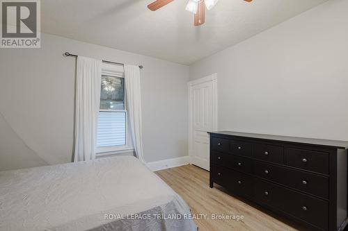 32 Mary Street W, St. Thomas, ON - Indoor Photo Showing Bedroom