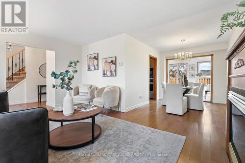 116 Brunswick Street, Oshawa (Donevan), ON - Indoor Photo Showing Living Room