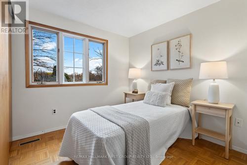 116 Brunswick Street, Oshawa (Donevan), ON - Indoor Photo Showing Bedroom