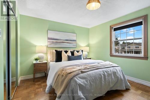 116 Brunswick Street, Oshawa (Donevan), ON - Indoor Photo Showing Bedroom