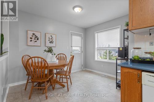 8 Mancini Dr Drive, Kawartha Lakes (Woodville), ON - Indoor Photo Showing Dining Room