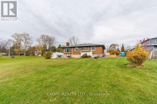 239 Dundas Street W, Belleville, ON - Outdoor