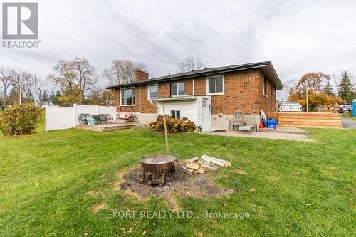 239 Dundas Street W, Belleville, ON - Outdoor