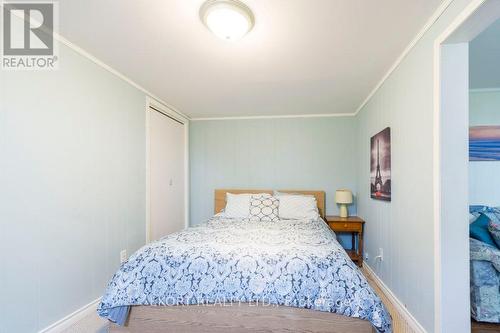 239 Dundas Street W, Belleville (Belleville Ward), ON - Indoor Photo Showing Bedroom