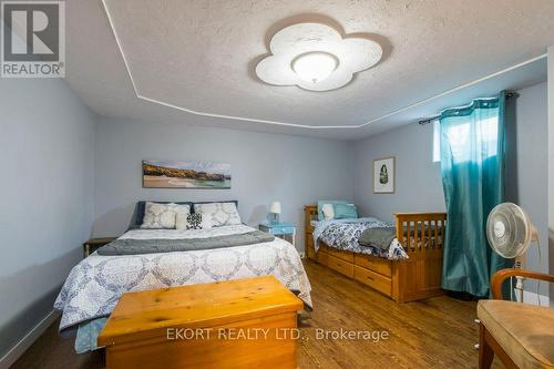 239 Dundas Street W, Belleville (Belleville Ward), ON - Indoor Photo Showing Bedroom