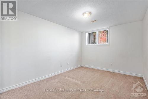 639 Louis Toscano Drive, Ottawa, ON - Indoor Photo Showing Other Room