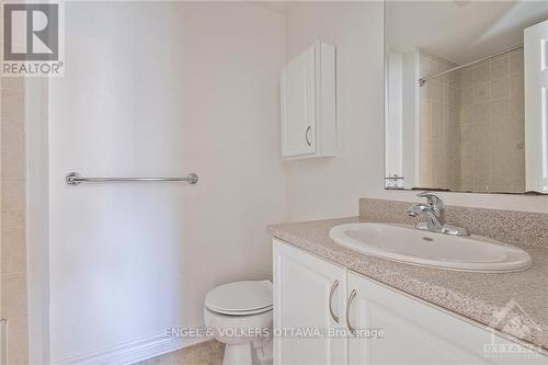 639 Louis Toscano Drive, Ottawa, ON - Indoor Photo Showing Bathroom