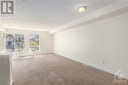 639 Louis Toscano Drive, Ottawa, ON - Indoor Photo Showing Other Room