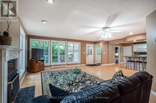 16 Durham Road, Hamilton, ON - Indoor With Fireplace