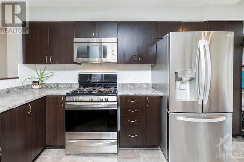 155 Challenge Crescent, Orleans, ON - Indoor Photo Showing Kitchen