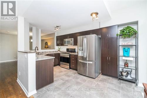 155 Challenge Crescent, Ottawa, ON - Indoor Photo Showing Kitchen With Stainless Steel Kitchen