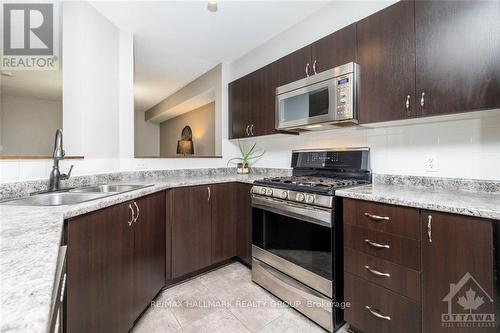 155 Challenge Crescent, Ottawa, ON - Indoor Photo Showing Kitchen With Double Sink