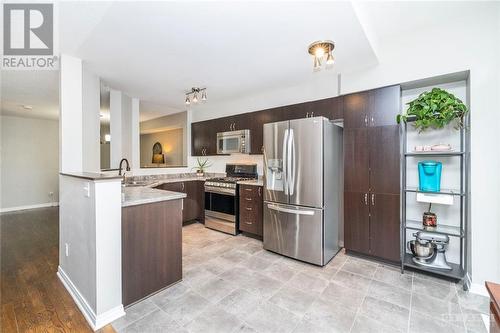 155 Challenge Crescent, Orleans, ON - Indoor Photo Showing Kitchen With Stainless Steel Kitchen