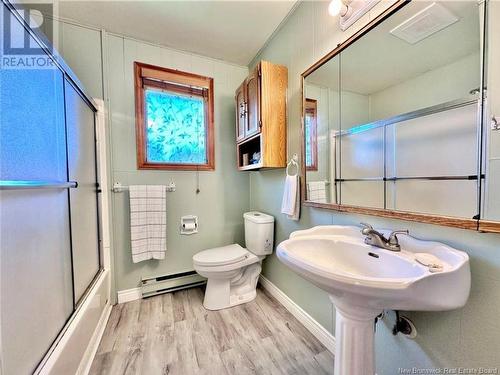 24 Snowball Crescent, Nackawic, NB - Indoor Photo Showing Bathroom