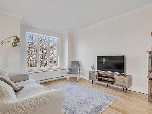 Salon - 7535 Rue De Buffalo, Québec (Les Rivières), QC - Indoor Photo Showing Living Room