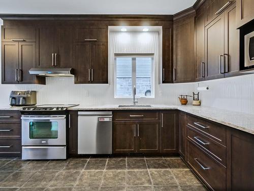 Cuisine - 8 Rue Du Gouvernail, Gatineau (Hull), QC - Indoor Photo Showing Kitchen With Upgraded Kitchen