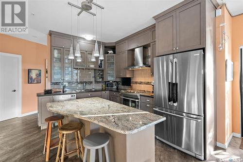 301 530 J Avenue S, Saskatoon, SK - Indoor Photo Showing Kitchen With Upgraded Kitchen