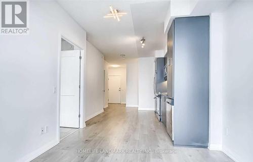 2911 - 7895 Jane Street, Vaughan, ON - Indoor Photo Showing Other Room