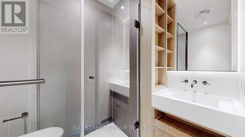 4702 - 55 Charles Street, Toronto, ON - Indoor Photo Showing Bathroom