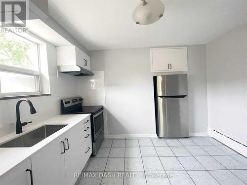 Upper - 79 Greensides Avenue, Toronto, ON - Indoor Photo Showing Kitchen