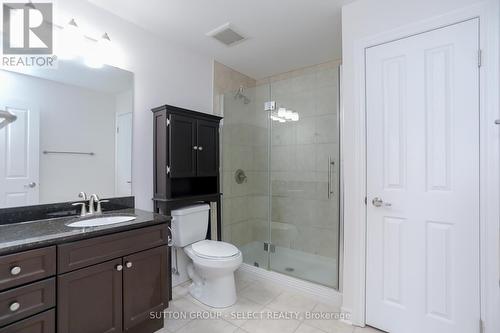 1008 - 1030 Coronation Drive, London, ON - Indoor Photo Showing Bathroom