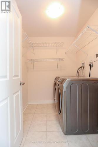 in-suite landry - 1008 - 1030 Coronation Drive, London, ON - Indoor Photo Showing Laundry Room