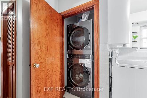 295 Monash Avenue, Oshawa, ON - Indoor Photo Showing Laundry Room