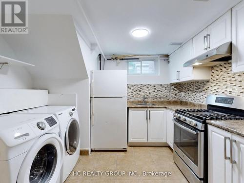 26 Algonquin Crescent, Aurora, ON - Indoor Photo Showing Laundry Room