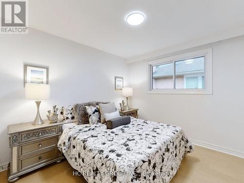 26 Algonquin Crescent, Aurora, ON - Indoor Photo Showing Bedroom