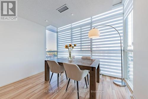 1107 - 270 Davis Drive, Newmarket, ON - Indoor Photo Showing Dining Room