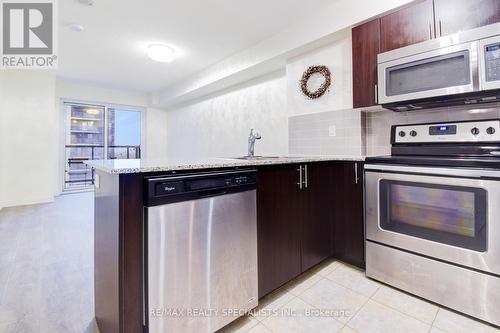 908 - 1410 Dupont Street, Toronto, ON - Indoor Photo Showing Kitchen With Stainless Steel Kitchen