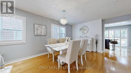 6017 Osprey Boulevard, Mississauga, ON - Indoor Photo Showing Dining Room