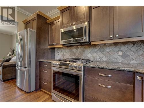 9291 Chinook Road, Vernon, BC - Indoor Photo Showing Kitchen With Stainless Steel Kitchen