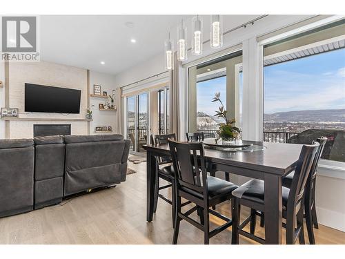 1325 Sladen Crescent, Kelowna, BC - Indoor Photo Showing Other Room With Fireplace